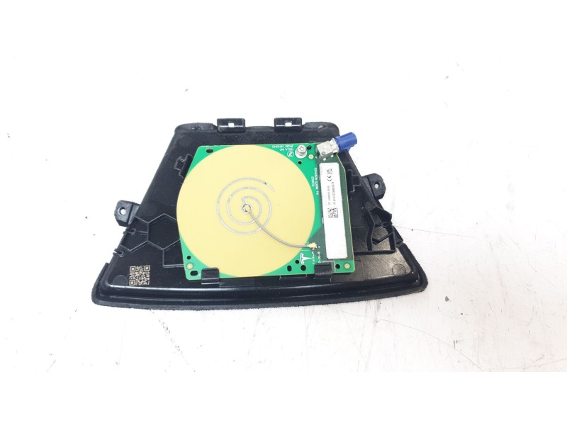 Recambio de modulo electronico para tesla model 3 (5yj3) ev awd referencia OEM IAM 192000100B  