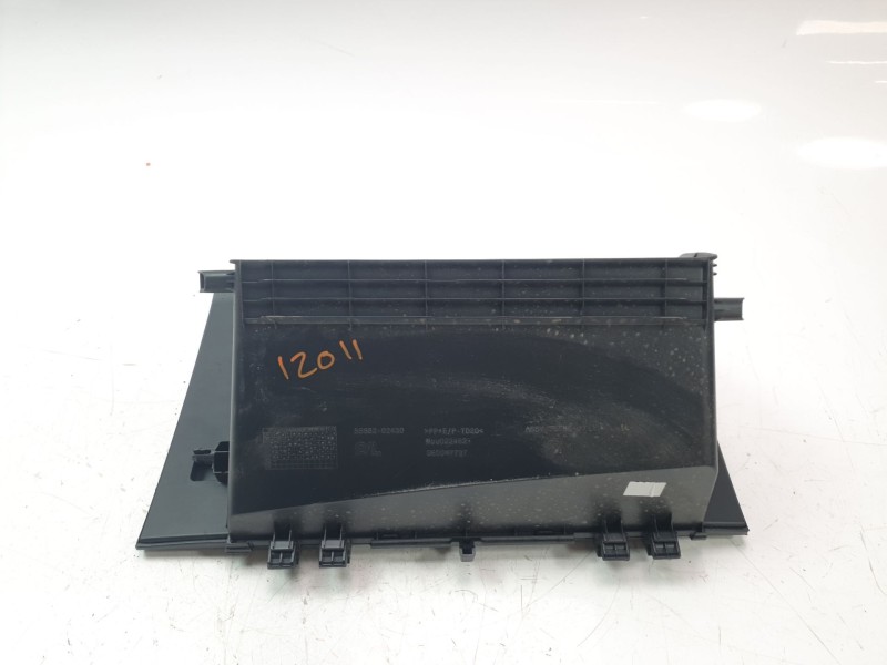 Recambio de guantera para toyota corolla (e21) hybrid style referencia OEM IAM 5555002520C0  