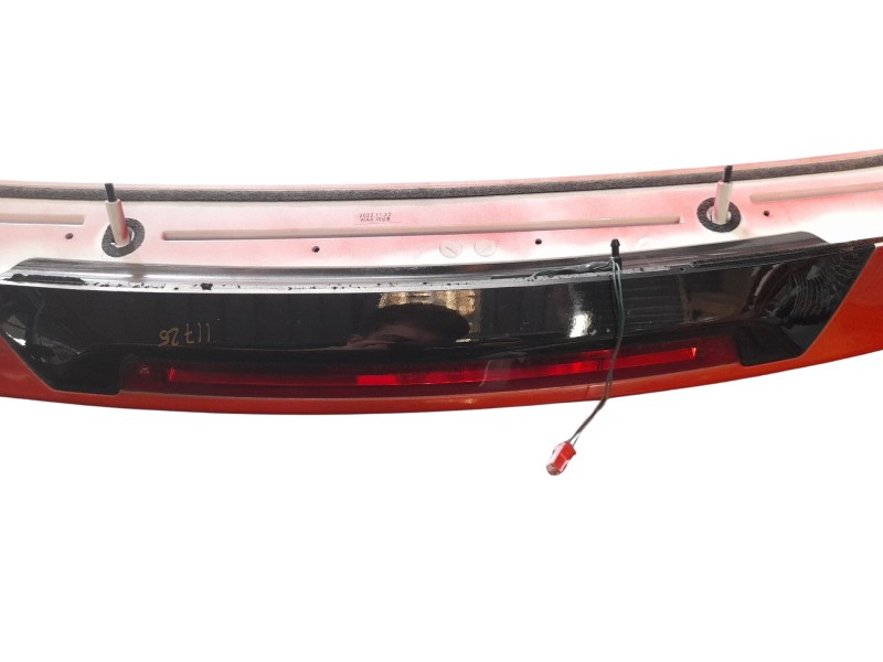 Recambio de aleron trasero para ssangyong tivoli urban 4x2 referencia OEM IAM 7961035000  