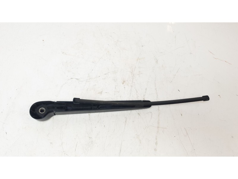 Recambio de brazo limpia trasero para skoda kamiq (nw4) 1.5 tsi referencia OEM IAM 6R6955707B  