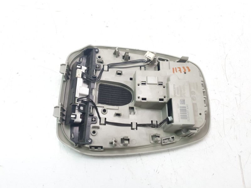 Recambio de luz interior para volvo xc 40 essential 2wd referencia OEM IAM 32366217  