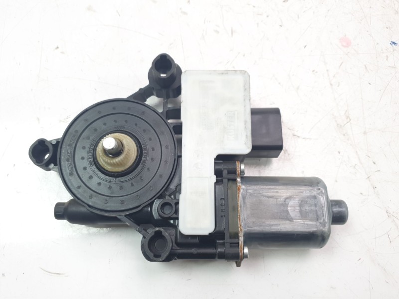 Recambio de motor techo electrico para audi a4 avant (8w5) básico referencia OEM IAM 8W9863560  