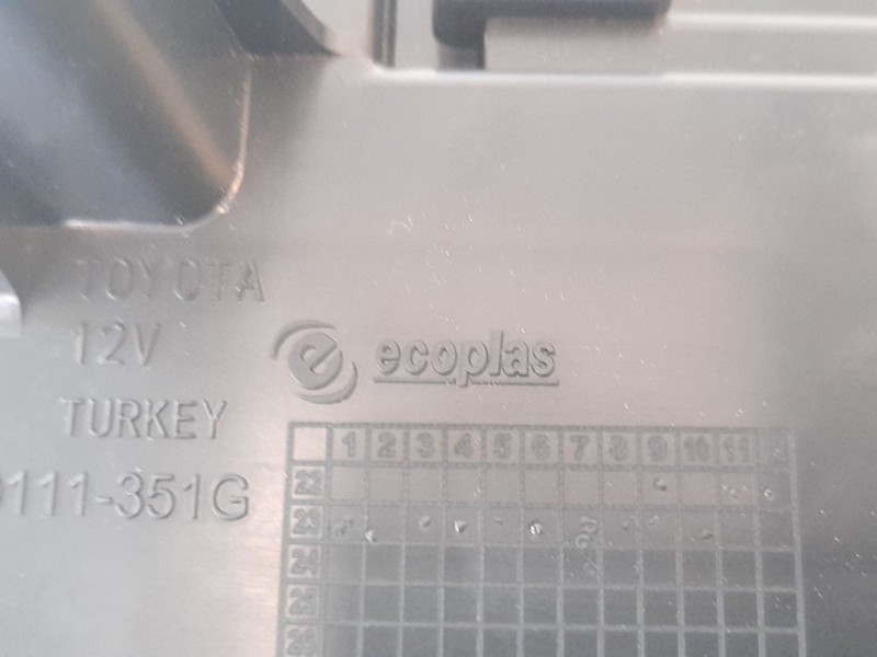 Recambio de luz interior para toyota corolla (e21) hybrid style referencia OEM IAM 1D111351G  