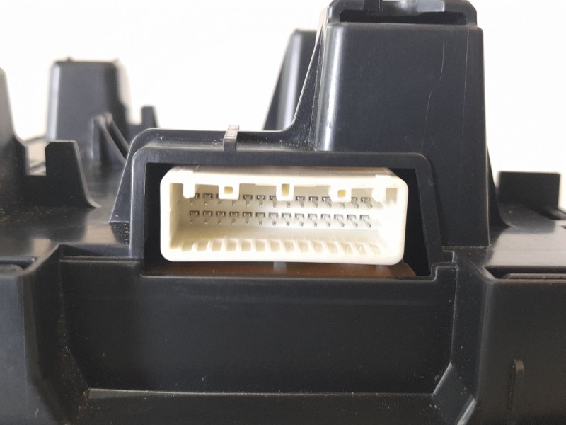 Recambio de luz interior para toyota corolla (e21) hybrid style referencia OEM IAM 1D111351G  