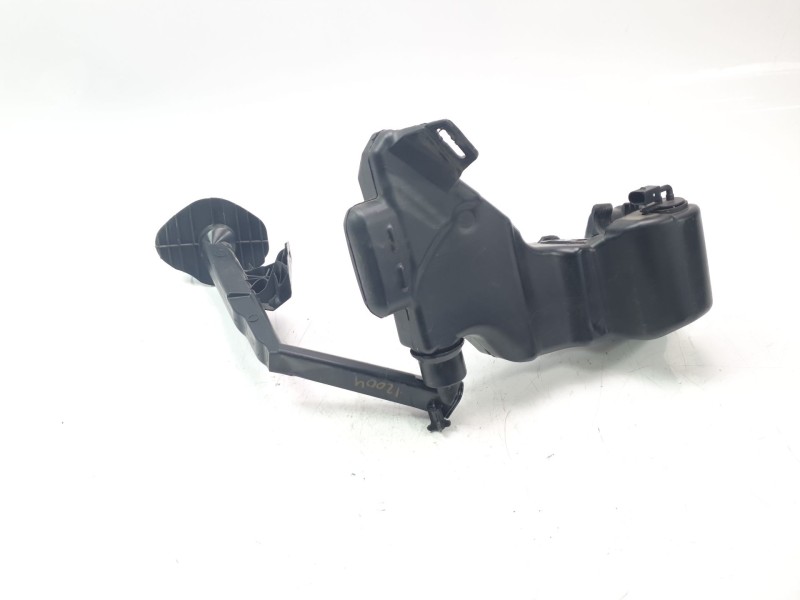 Recambio de deposito limpia para mercedes-benz clase glc (w253) glc 220 d 4matic referencia OEM IAM 2058690020  
