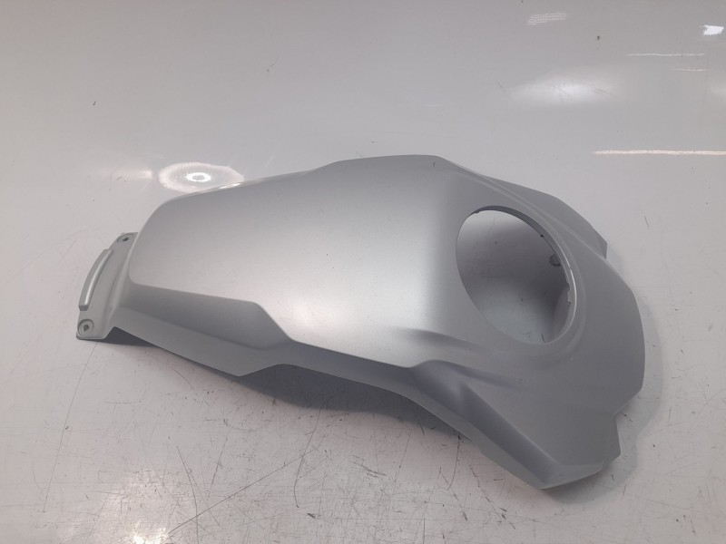 Recambio de moldura para bmw f 900 gs adventure 895 cm3 referencia OEM IAM 8569688  