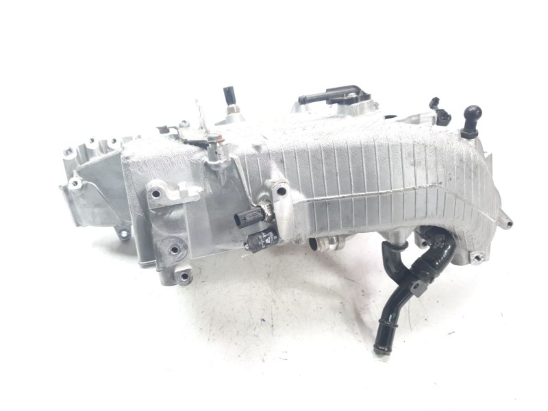 Recambio de colector admision para audi a4 avant (8wd) referencia OEM IAM KT02123  