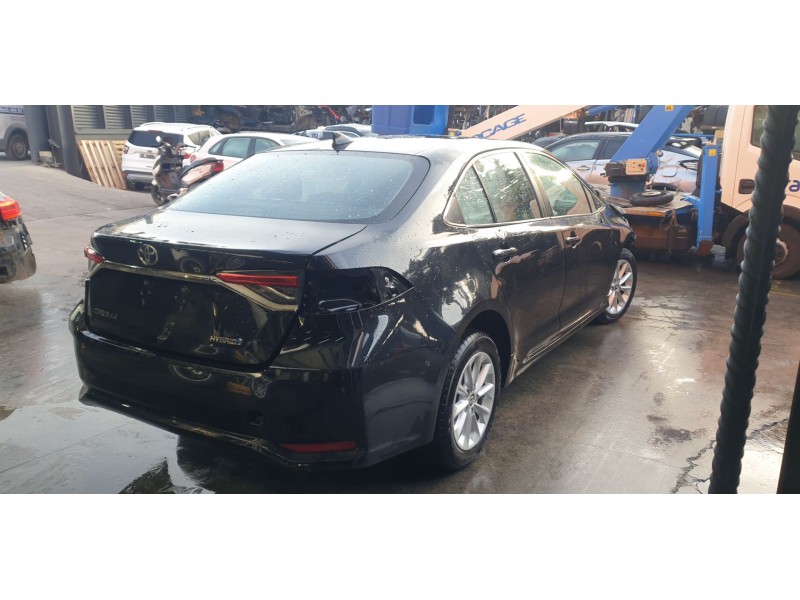 toyota corolla (e21) del año 2022