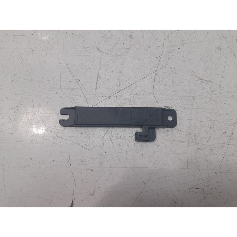 Recambio de amplificador de antena para kia niro referencia OEM IAM 95460BV200  