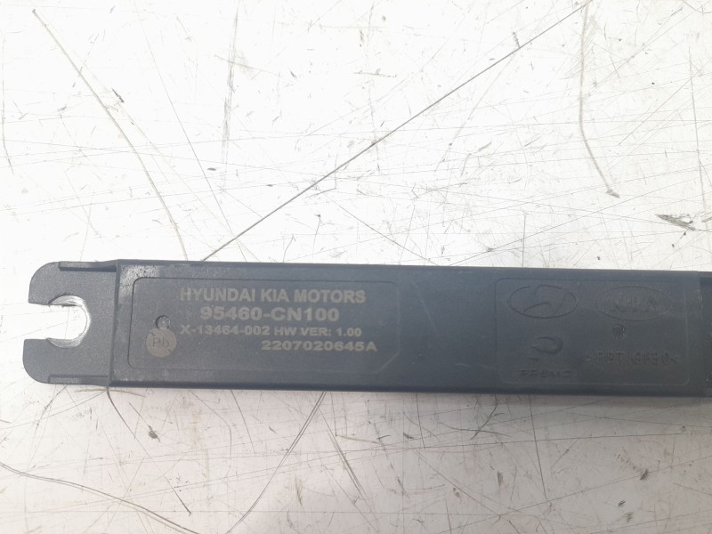 Recambio de amplificador de antena para kia niro referencia OEM IAM 95460CN100  