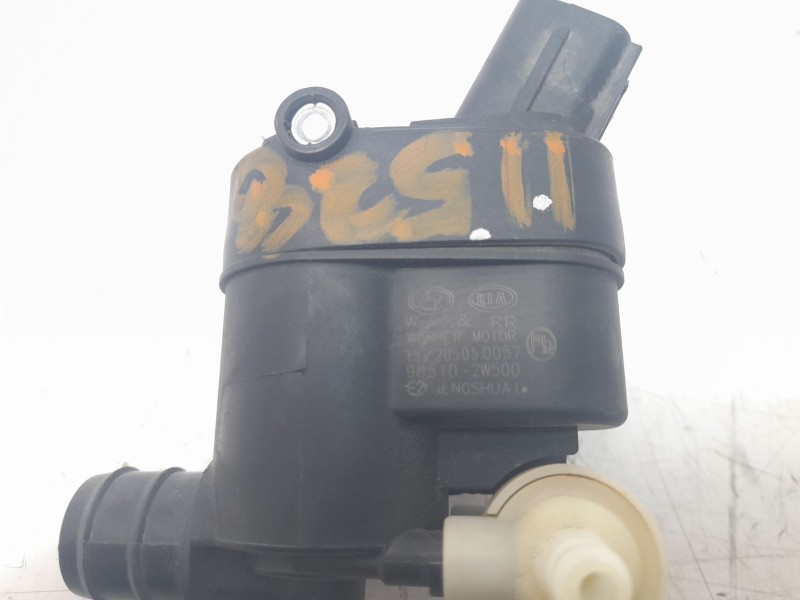 Recambio de bomba limpia para kia niro referencia OEM IAM 985102W500  