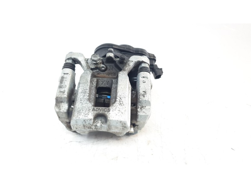 Recambio de pinza freno trasera derecha para toyota rav4 referencia OEM IAM 4783042100  