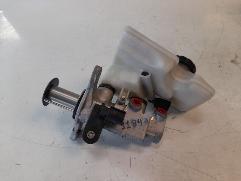 Recambio de bomba freno para volkswagen polo edition referencia OEM IAM 2Q1611301  