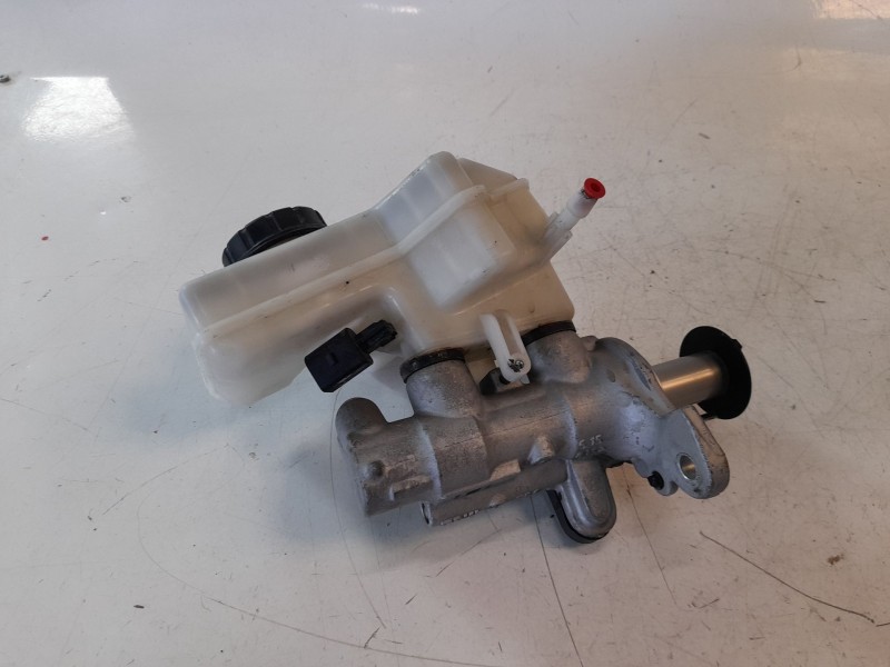 Recambio de bomba freno para volkswagen polo edition referencia OEM IAM 2Q1611301  