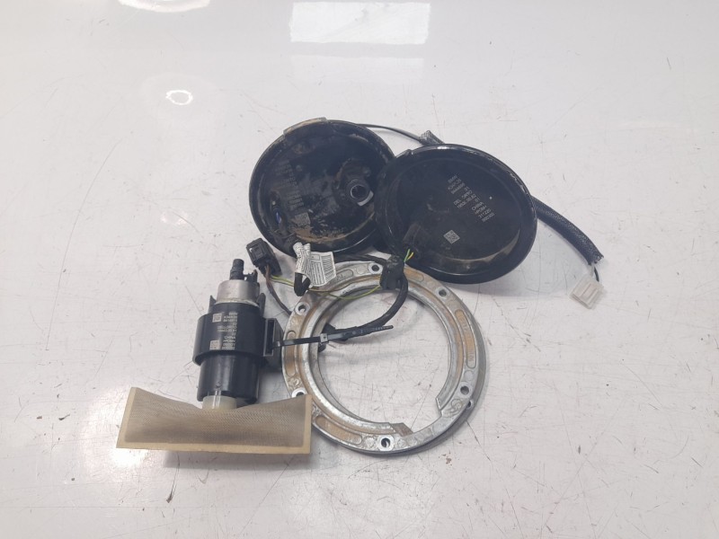 Recambio de bomba combustible para bmw r 18 r 18 classic (rh18) referencia OEM IAM 16148414915  