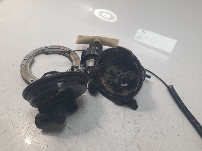 Recambio de bomba combustible para bmw r 18 r 18 classic (rh18) referencia OEM IAM 16148414915  