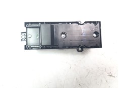 Recambio de mando elevalunas delantero izquierdo para toyota corolla (e21) hybrid style referencia OEM IAM 8404002490   2