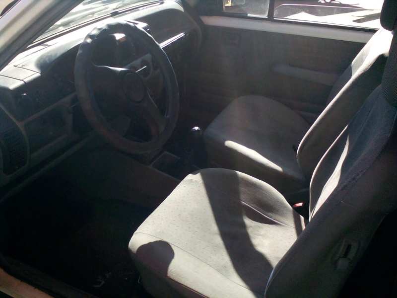 opel corsa a del año 1992