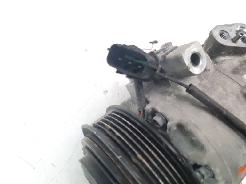Recambio de compresor aire acondicionado para kia stonic (ybcuv) concept referencia OEM IAM 1E59E36900  