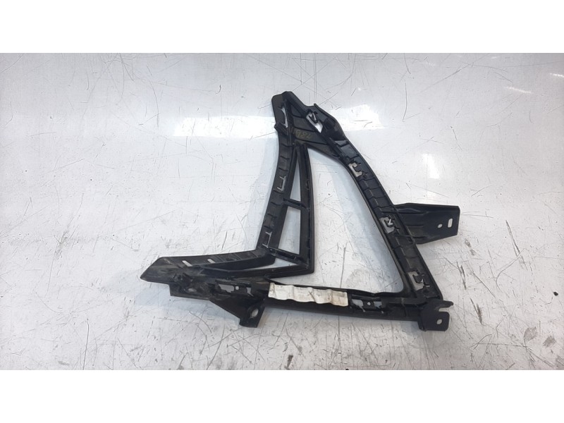 Recambio de moldura para hyundai i20 (bc3) klass referencia OEM IAM 86537Q0GA0  