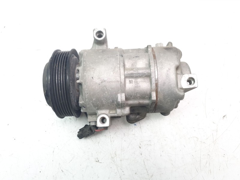 Recambio de compresor aire acondicionado para kia stonic (ybcuv) concept referencia OEM IAM 1E59E36900  