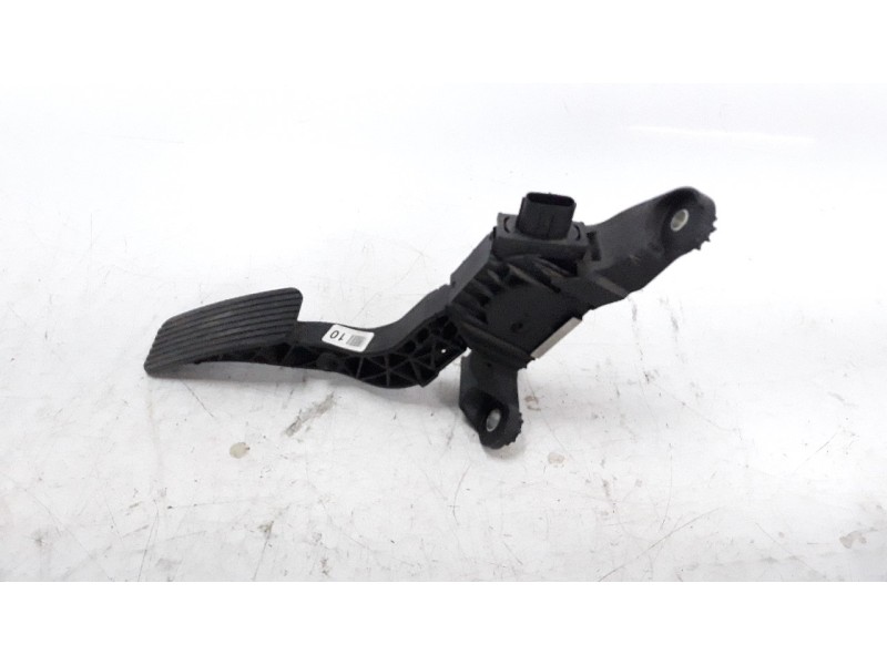 Recambio de potenciometro pedal para kia rio (yb) 1.2 cat referencia OEM IAM 00136810  