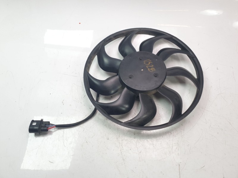 Recambio de electroventilador para kia niro referencia OEM IAM 220625F0029  