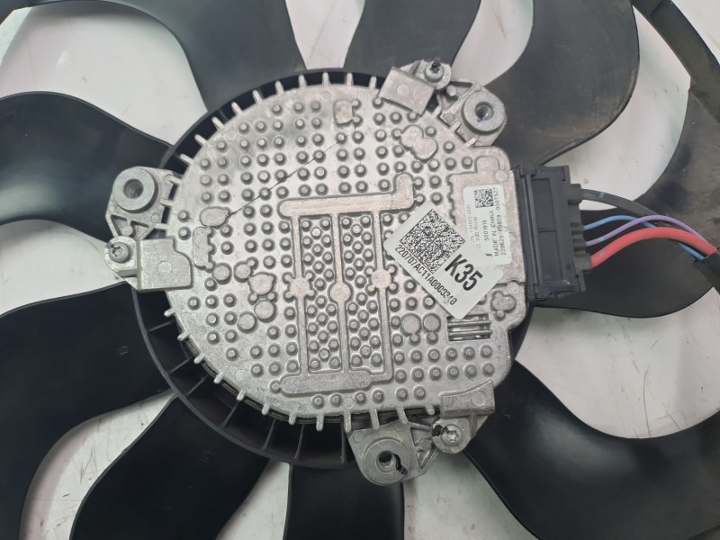 Recambio de electroventilador para kia niro referencia OEM IAM 220625F0029  