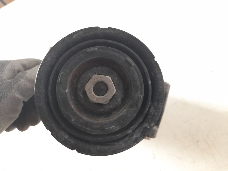 Recambio de compresor aire acondicionado para audi a4 avant (8w5) básico referencia OEM IAM 8W5816803  CAF480037