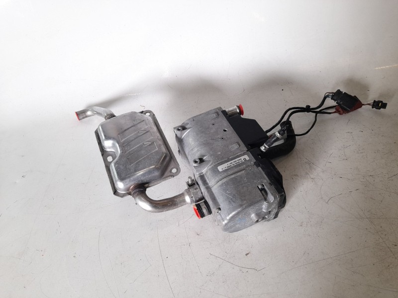 Recambio de bomba calefaccion para audi a4 avant (8w5) básico referencia OEM IAM   