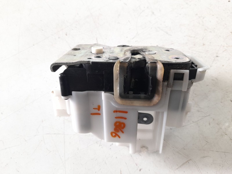 Recambio de cerradura puerta trasera izquierda para fiat tipo ii (357) berlina lounge referencia OEM IAM 51983481  