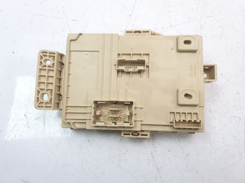 Recambio de caja reles / fusibles para kia ceed 1.0 tgdi cat referencia OEM IAM 91957J7211  