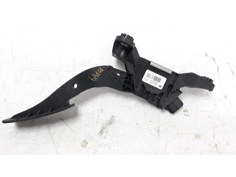 Recambio de potenciometro pedal para kia rio (yb) 1.2 cat referencia OEM IAM 00136810  