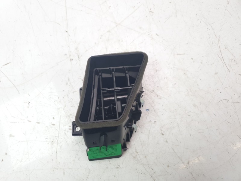 Recambio de aireador central izquierdo para opel grandland x ultimate referencia OEM IAM YP000628YX  