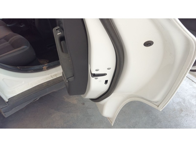 Recambio de cerradura puerta trasera derecha para mercedes-benz clase gla (x156) gla 180 (156.942) referencia OEM IAM   