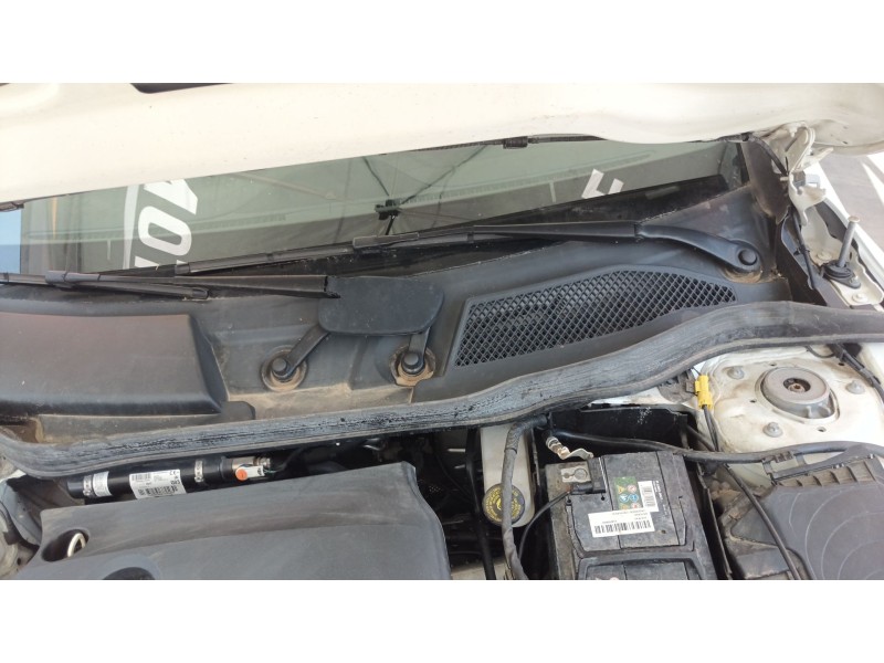 Recambio de motor limpia delantero para mercedes-benz clase gla (x156) gla 180 (156.942) referencia OEM IAM   