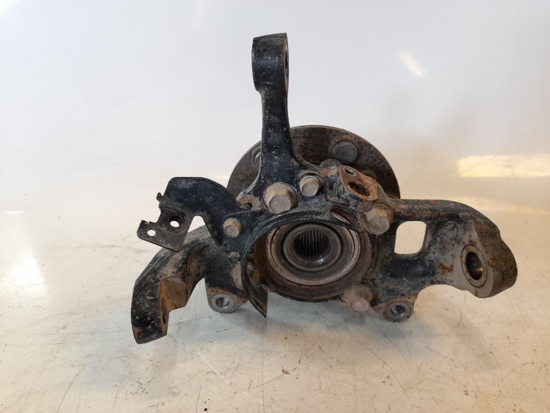 Recambio de mangueta delantera izquierda para mitsubishi l 200 (kl0/kj0) basis doppelkabine 4wd referencia OEM IAM 3870A180  