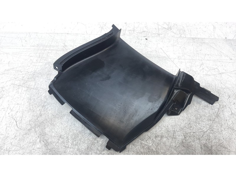 Recambio de molduras delanteras para hyundai i20 (bc3) klass referencia OEM IAM 86541Q0GA0  