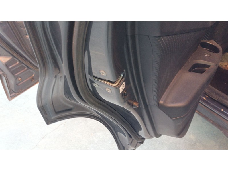 Recambio de cerradura puerta trasera izquierda para toyota c-hr hybrid active referencia OEM IAM   
