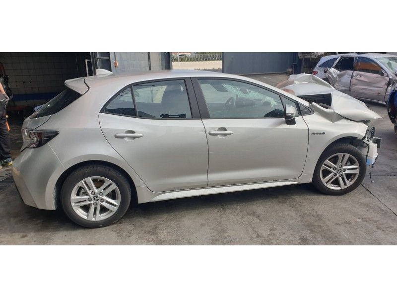 toyota corolla (e21) del año 2021