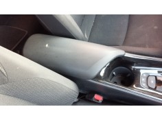 Recambio de apoyabrazos central para toyota c-hr hybrid active referencia OEM IAM 58905F4010J0   2