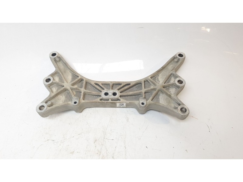 Recambio de soporte cambio para maserati ghibli iii (m157) 3.0 referencia OEM IAM 670003953  