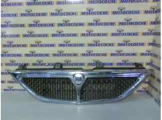 Recambio de rejilla delantera para lancia lancia y referencia OEM IAM 712196808 LA0012001 