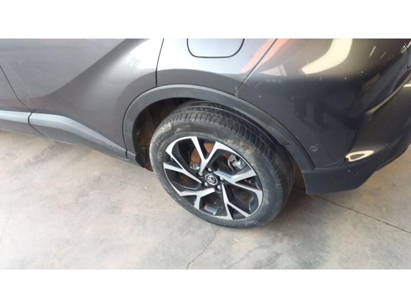 Recambio de amortiguador trasero izquierdo para toyota c-hr hybrid active referencia OEM IAM   