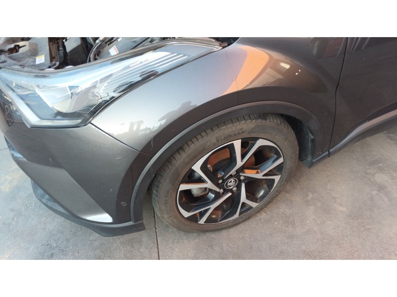 Recambio de brazo suspension inferior delantero izquierdo para toyota c-hr hybrid active referencia OEM IAM   