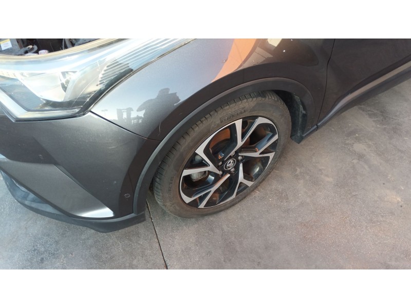 Recambio de amortiguador delantero izquierdo para toyota c-hr hybrid active referencia OEM IAM   
