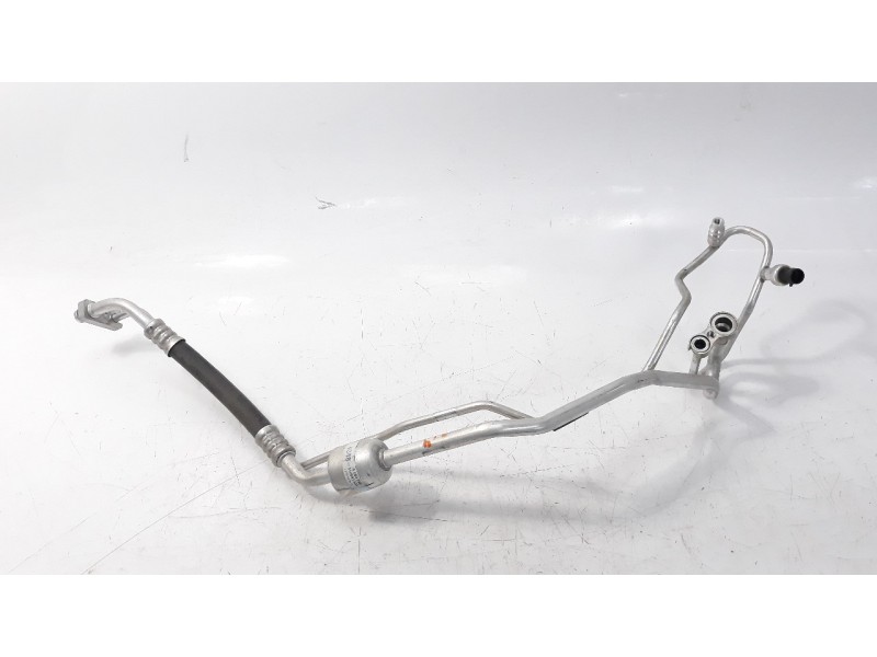Recambio de tubos aire acondicionado para opel corsa e gsi referencia OEM IAM 39084088  