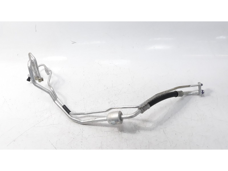 Recambio de tubos aire acondicionado para opel corsa e gsi referencia OEM IAM 39084088  
