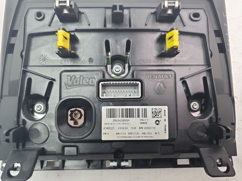 Recambio de sistema navegacion gps para renault captur ii techno referencia OEM IAM 280342895R  
