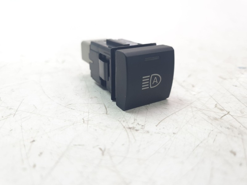 Recambio de interruptor para toyota corolla (e21) hybrid style referencia OEM IAM G5820T393D  